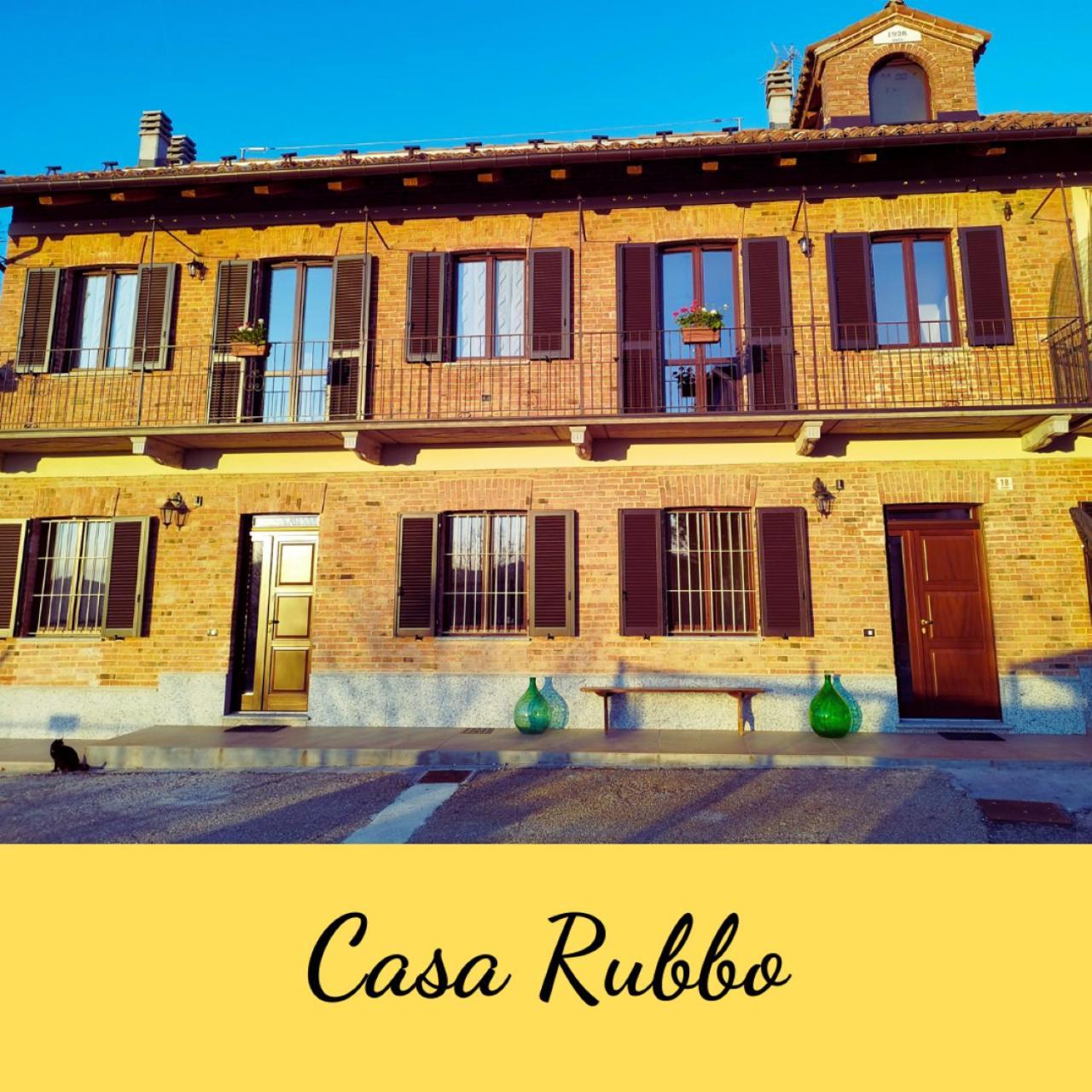 Casa Rubbo - Appartamento 'Como' Nelle Langhe Alba  Eksteriør billede