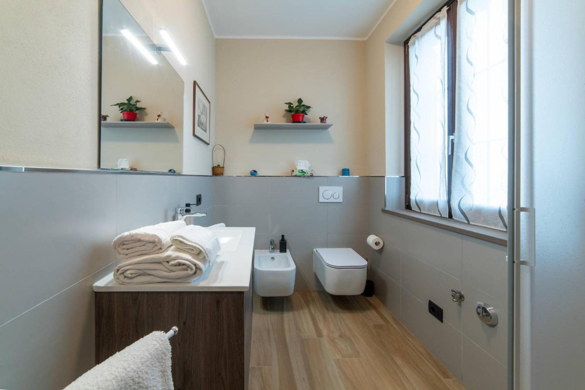 Casa Rubbo - Appartamento 'Como' Nelle Langhe Alba  Eksteriør billede