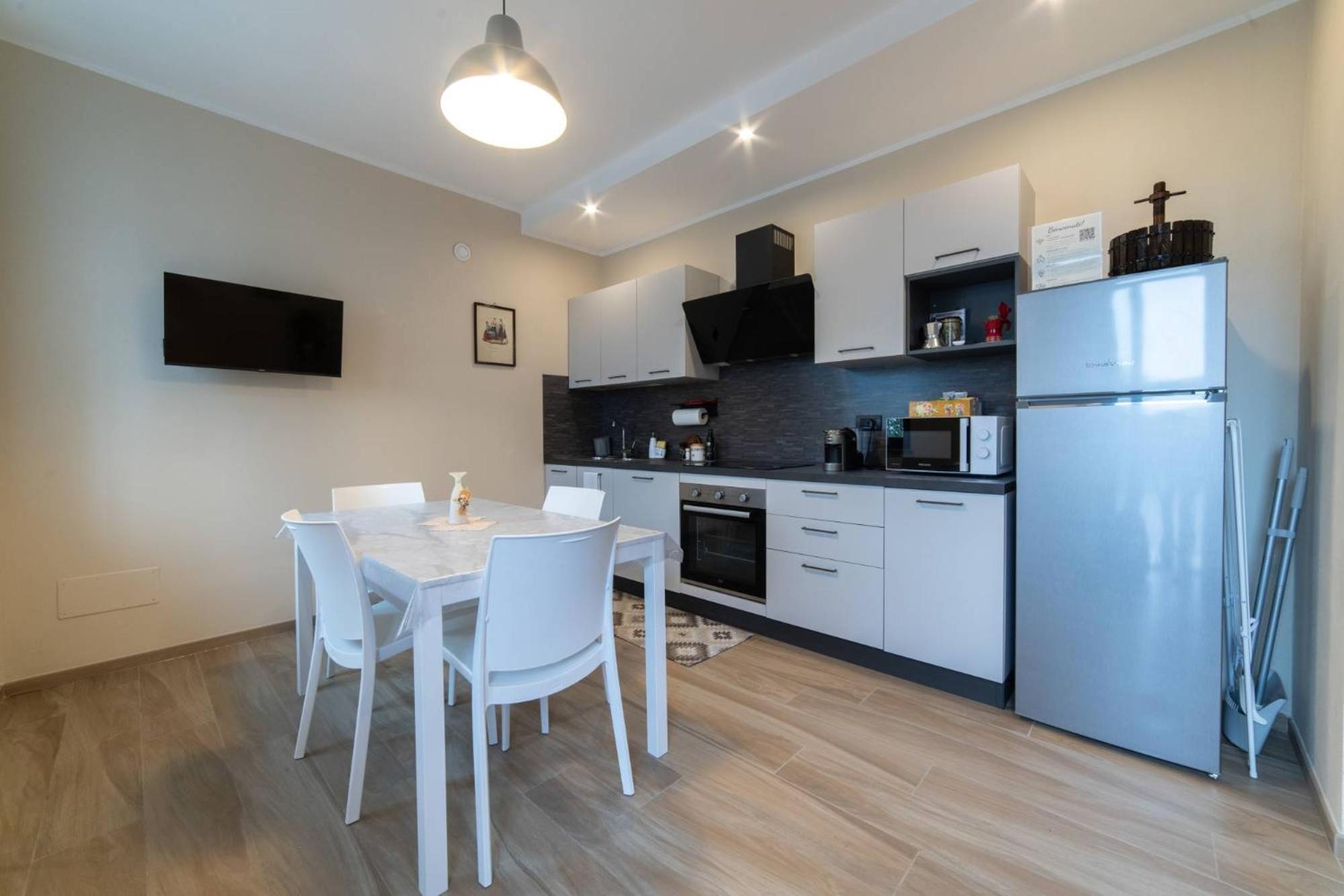 Casa Rubbo - Appartamento 'Como' Nelle Langhe Alba  Eksteriør billede
